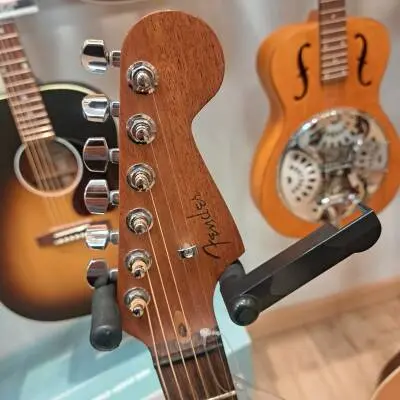 Fender Acoustasonic Jazzmaster 2